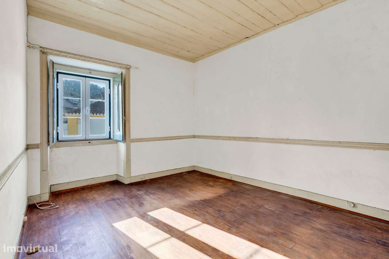 Quinta com Duas Casas Independentes  em zona histórica do Gradil - Grande imagem: 5/40