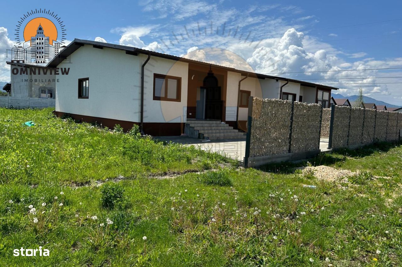 Casă Modernă cu Grădină în Cartierul Izvor, la doar 4 km de Brașov