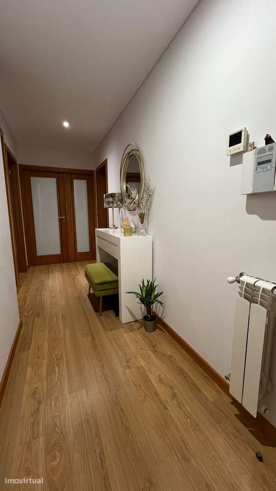 T3 com piscina e garagem em Ermesinde-8