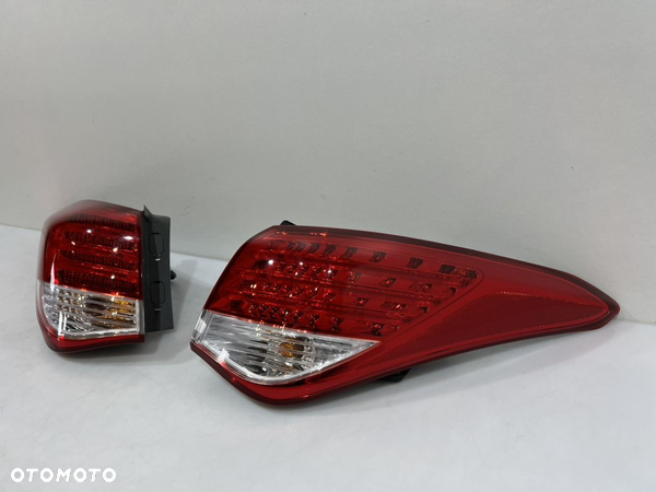 HYUNDAI I40 SEDAN LAMPA TYŁ PRAWA LEWA EUROPA 92401-3Z3 92402-3Z3 - 3