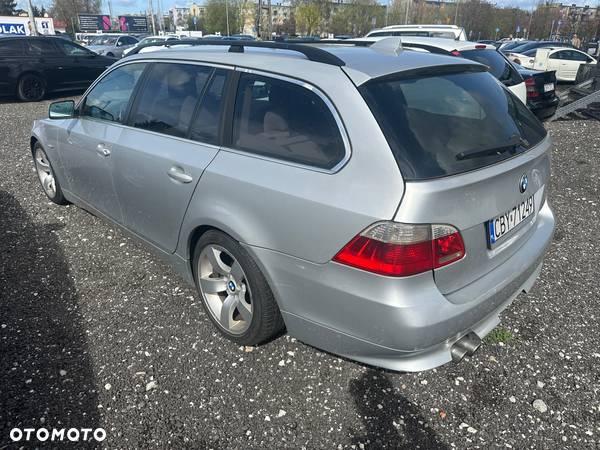 BMW Seria 5 525d - 5