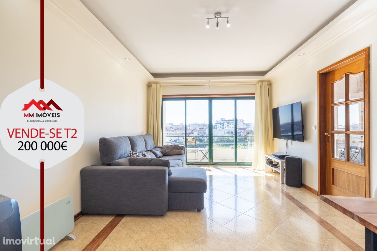 Apartamento T2 | Varanda | Suíte | Garagem | Metro