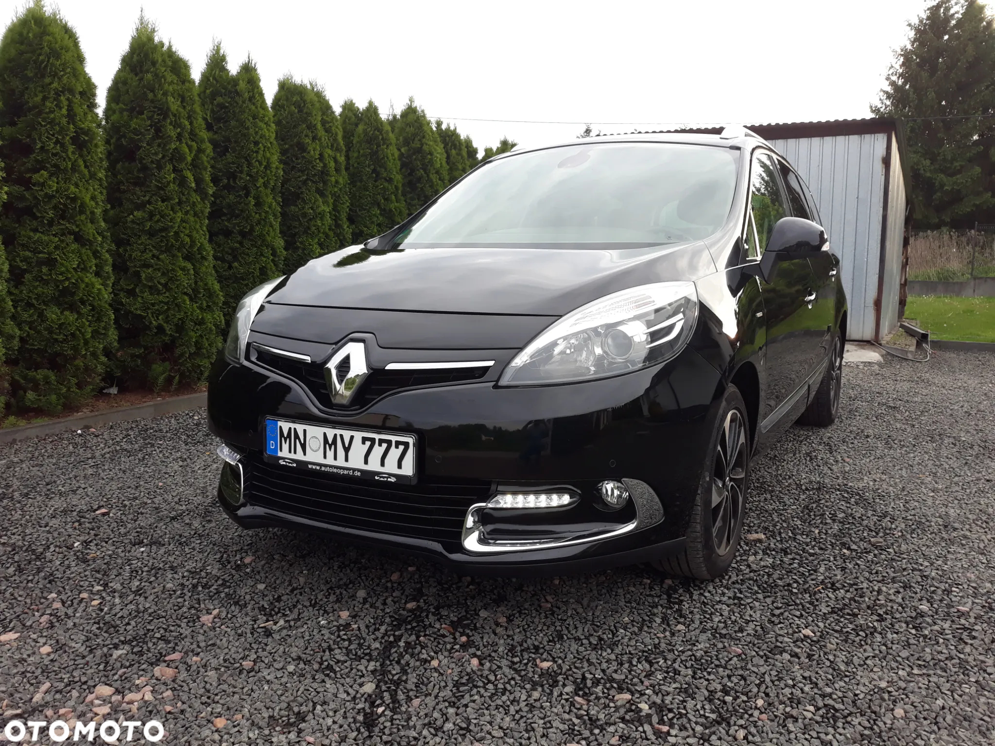 Renault Grand Scenic ENERGY TCe 130 BOSE EDITION - 13