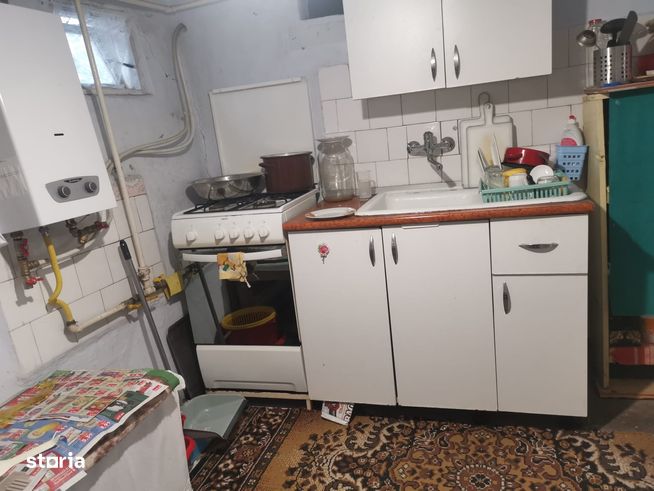 Casa Stefanesti / Valea Mare ,  teren 1.200mp-10