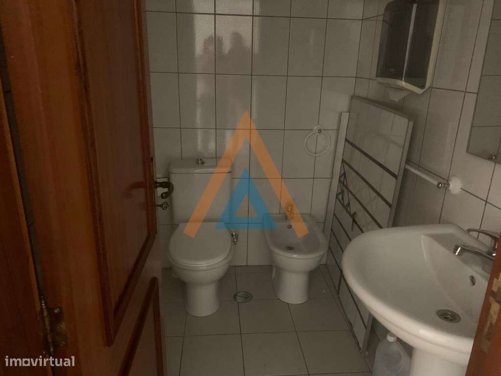 Escritório mesmo no centro da cidade da Feira - Grande imagem: 2/8