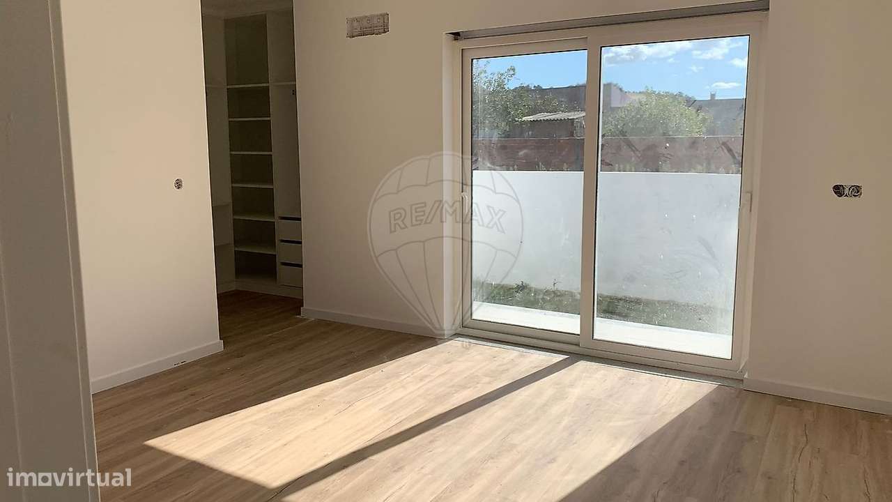 Moradia T4 para venda - Grande imagem: 4/23