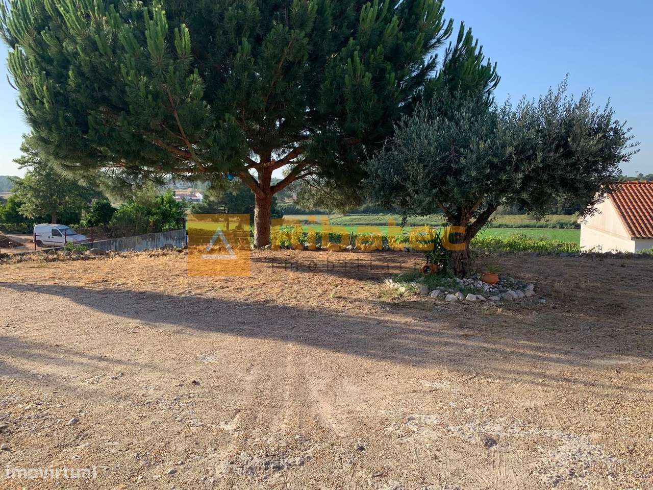 Quinta única localizada na Fajarda-32