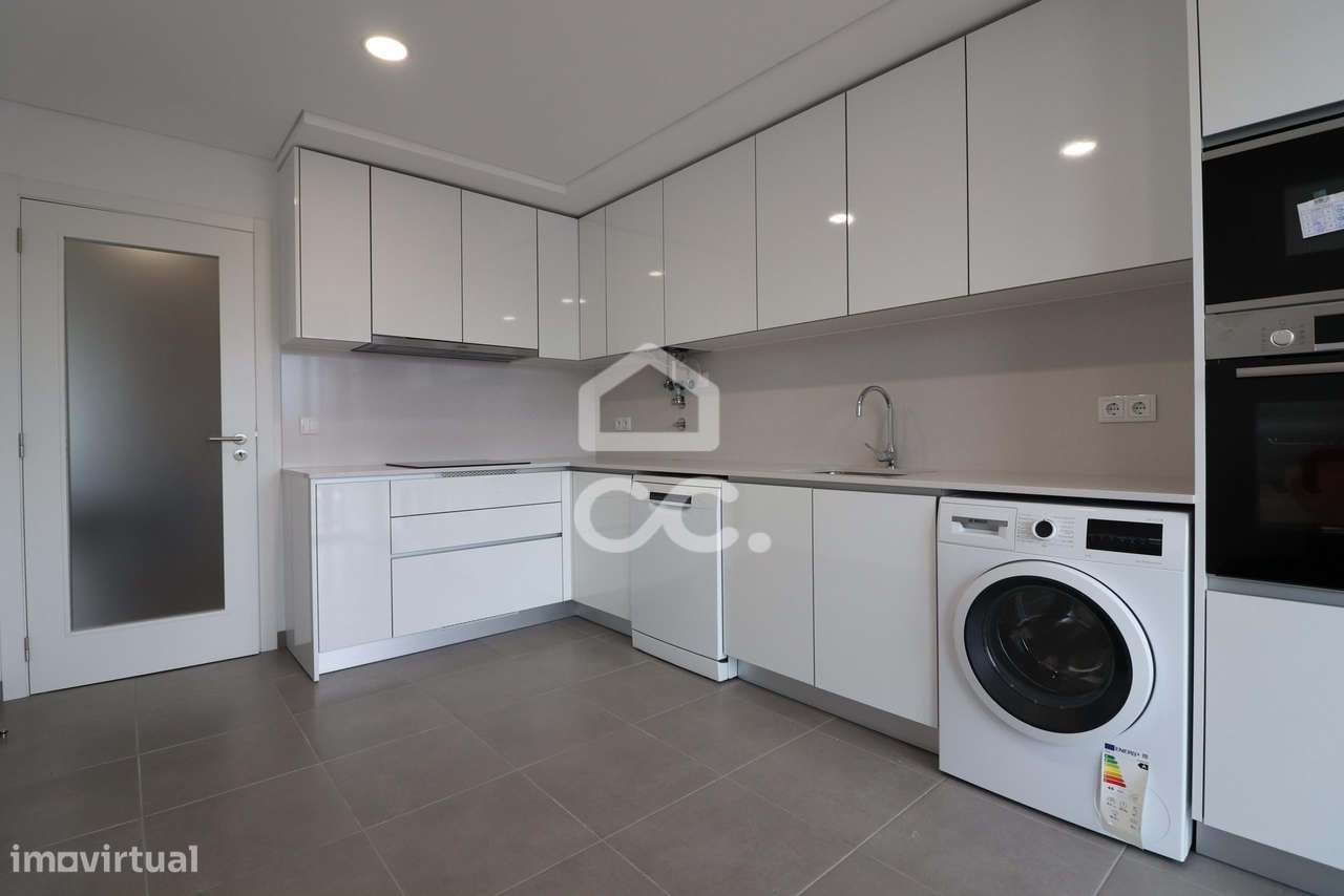 Apartamento T3 com garagem novo em São Martinho do Bispo - Grande imagem: 3/14