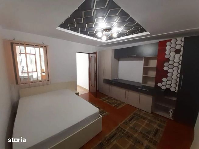 Închiriere apartament de 38 mp. , 320 Eur, zona Hașdeu.