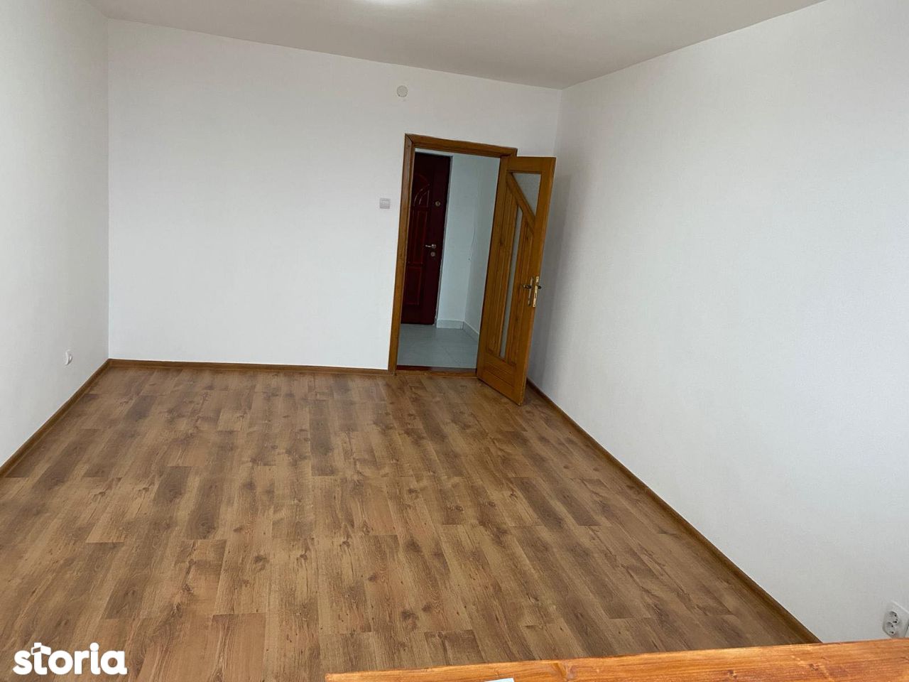 3 Camere Apartament De Vanzare Bacau Judet Onesti 5642858 Www Storia Ro