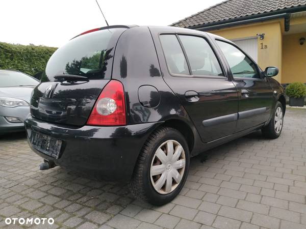 Renault Clio 1.2 16V Campus - 6