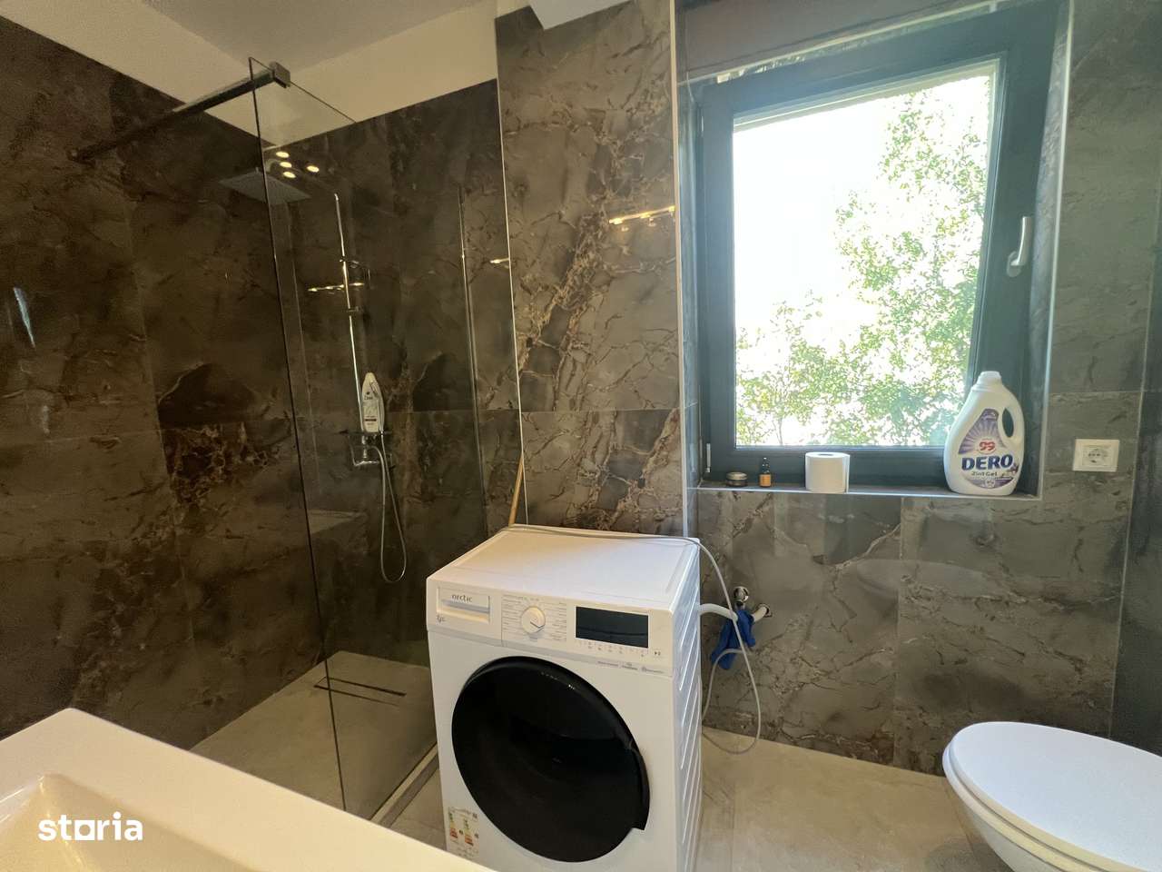 Sisesti 3 camere 73,6 mp 2 bai 2 balcone mobilat/utilat 6 min metrou - Imagine principală: 1/20