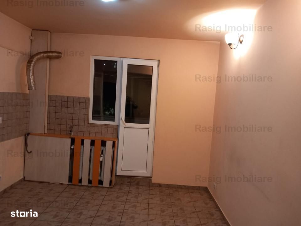 2 Camere zona Oltenitei