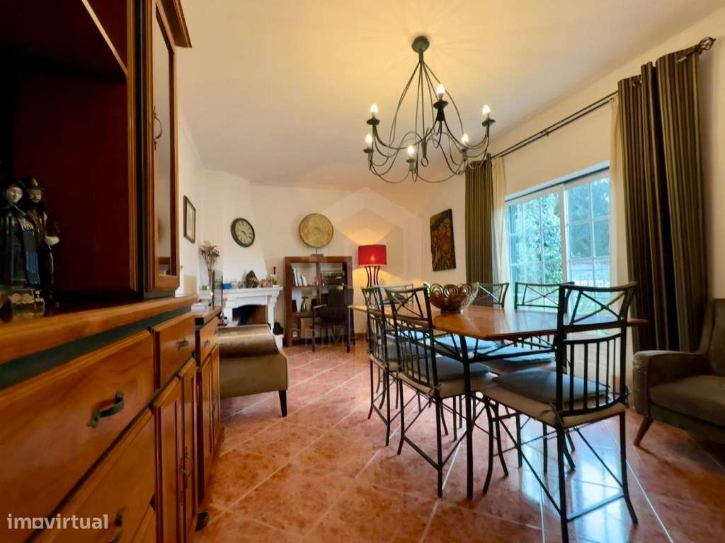 Moradia Geminada T3 + 1 em Vila Nogueira de Azeitão - Grande imagem: 5/28