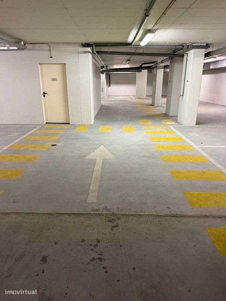 Estacionamento privado com avença mensal – Parque das Nações/Moscavide - Grande imagem: 5/6
