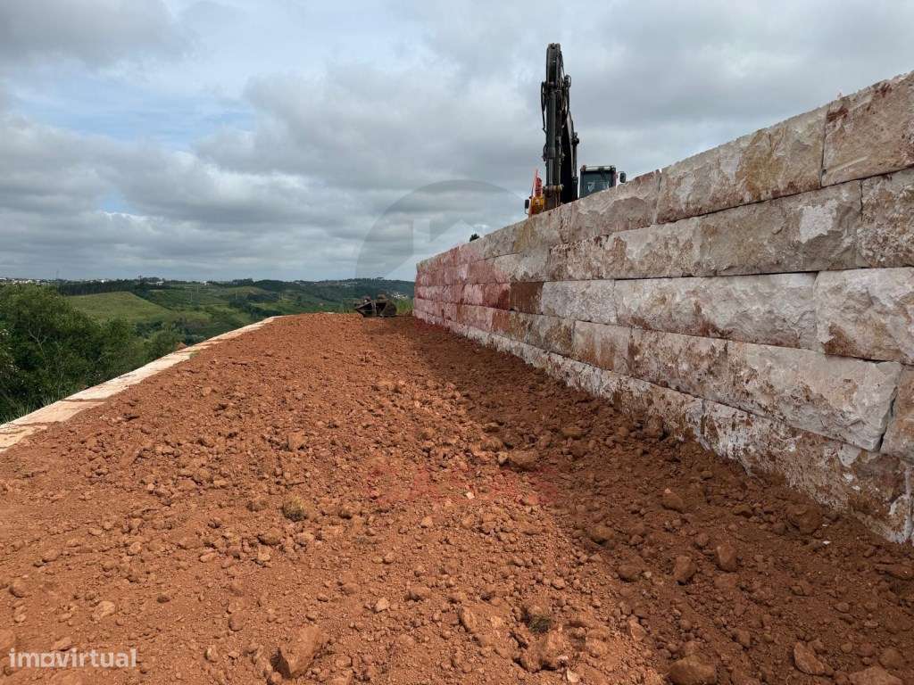 Terreno com Projeto Aprovado para Moradia Contemporânea em Figueiro...-6