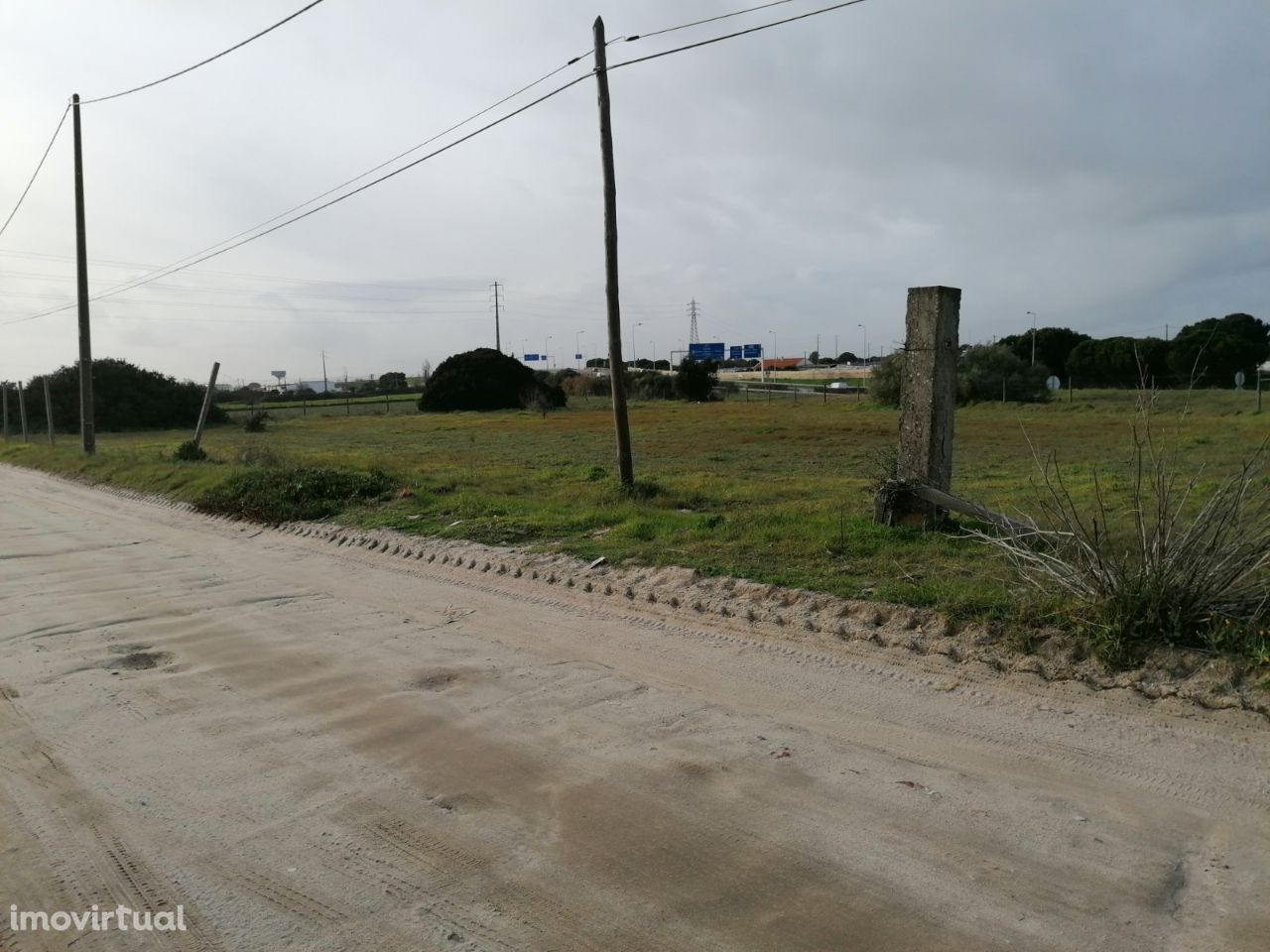 Terreno rustico, com 3780 m2, bem localizado