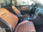 VW Passat Variant 2.0 TDi Sportline DSG - 17