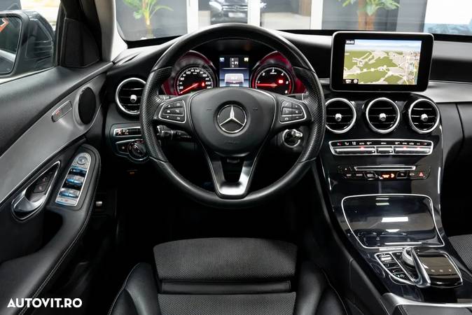 Mercedes-Benz C 220 (BlueTEC) d 7G-TRONIC Avantgarde - 33