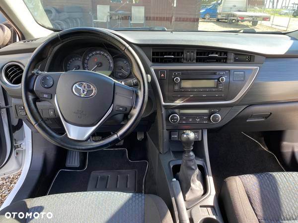 Toyota Auris 1.33 Dual-VVT-i Comfort - 13