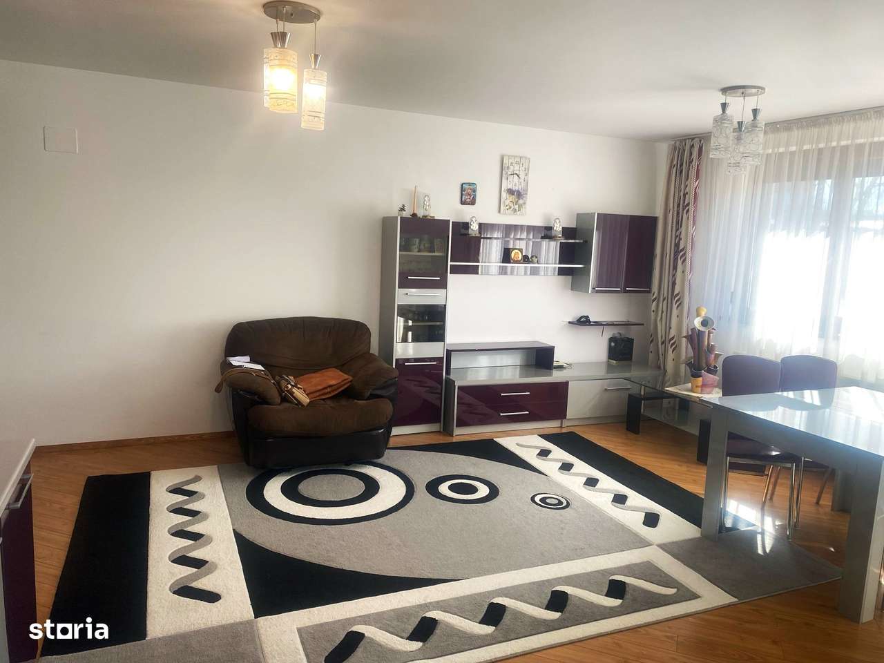 Apartament 3 camere Tractorul - Imagine principală: 3/15