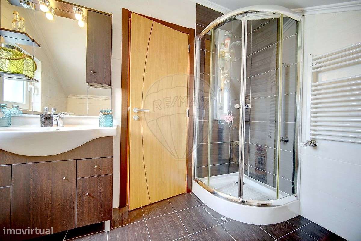 Moradia T4 para venda-28