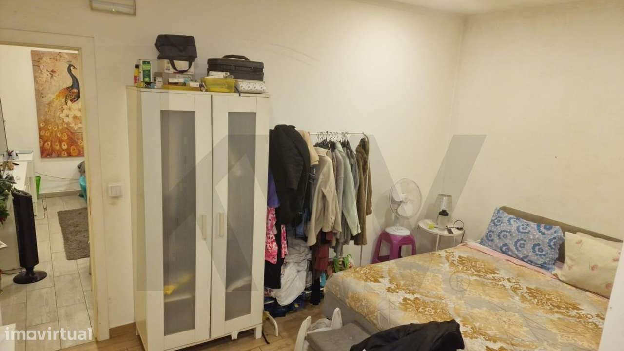 Fração de Serviços Pronta a Habitar – T4 com Acabamentos Modernos no C - Grande imagem: 4/16