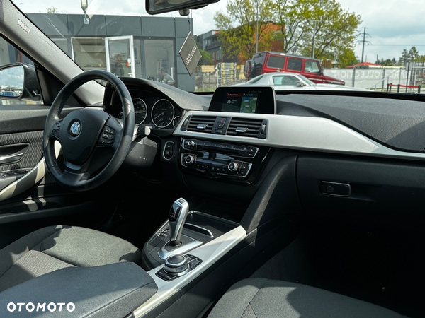 BMW 3GT 320d xDrive Advantage - 13