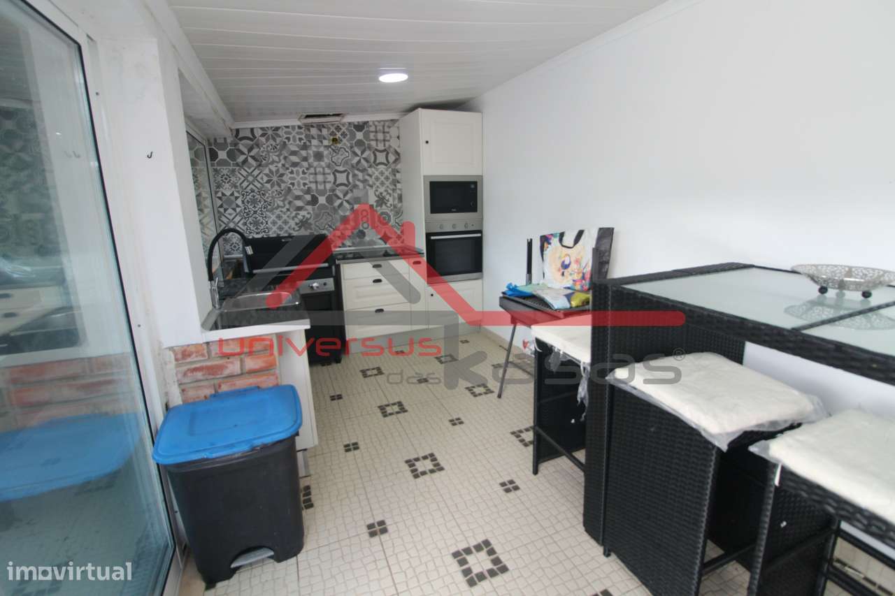 Moradia Isolada V3 com Piscina e Garagem - Terrugem, Sintra-10