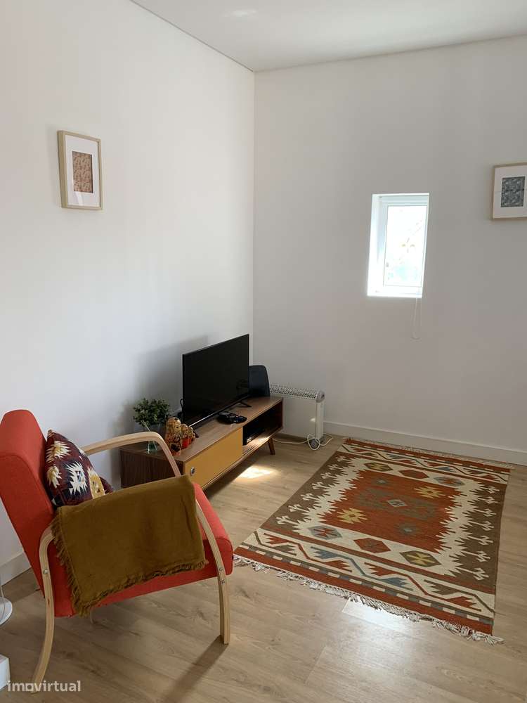 Venda apartamento T0 à Avenida da Republica, em Vila Nova Gaia - Grande imagem: 3/10