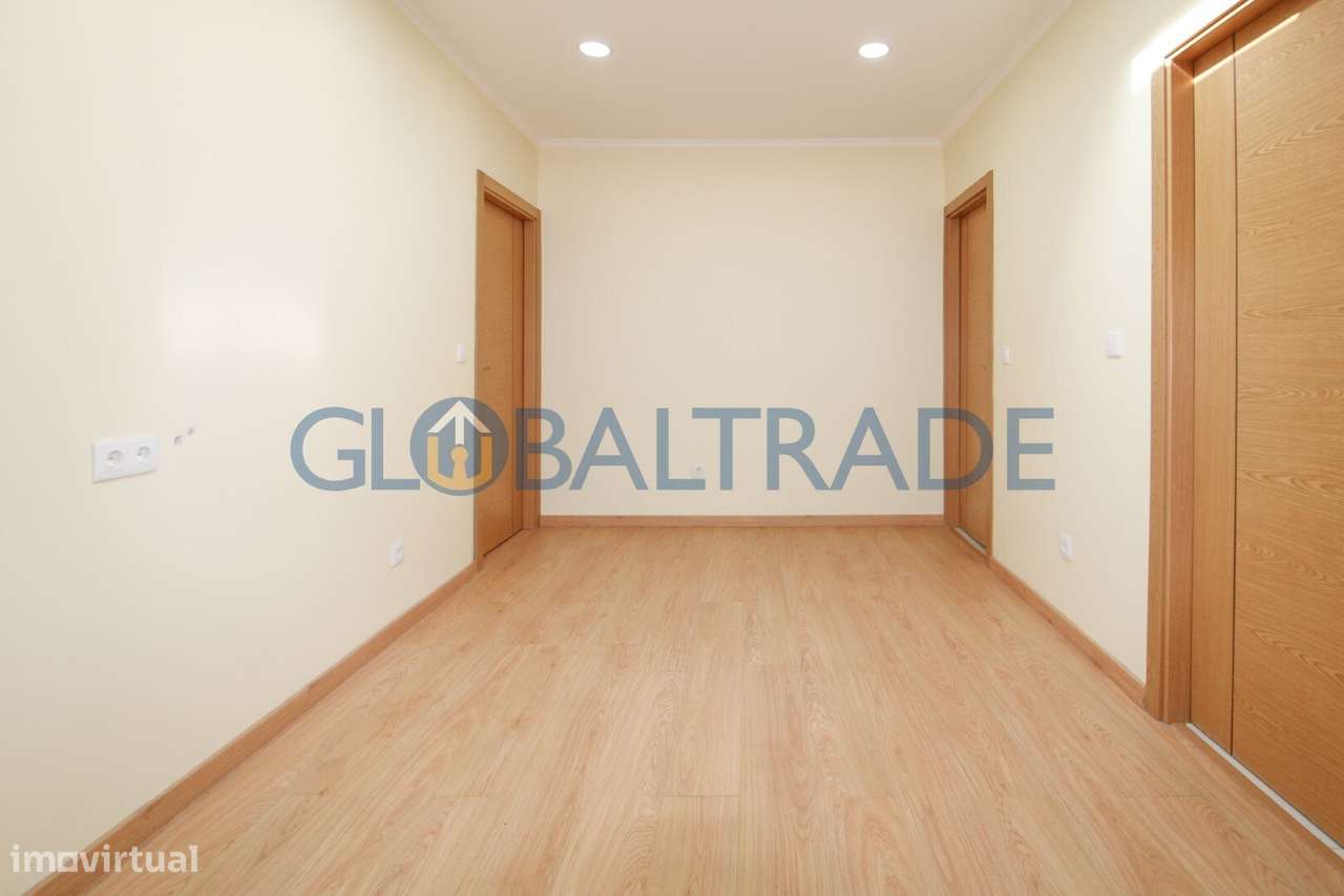 Moradia Térrea T3 totalmente renovada em Campanhã-6