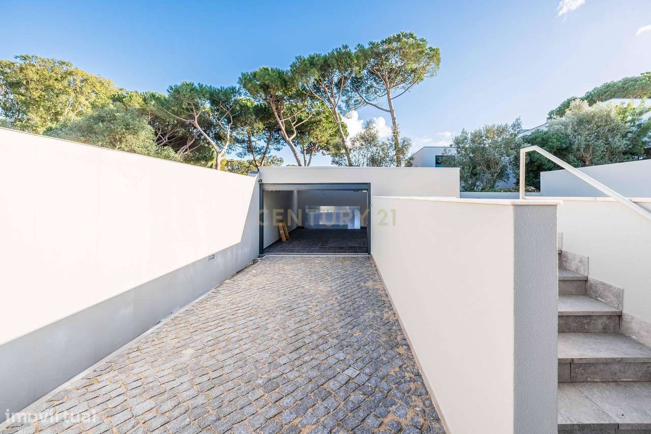 Moradia T3 Moderna de Acabamentos Premium-47