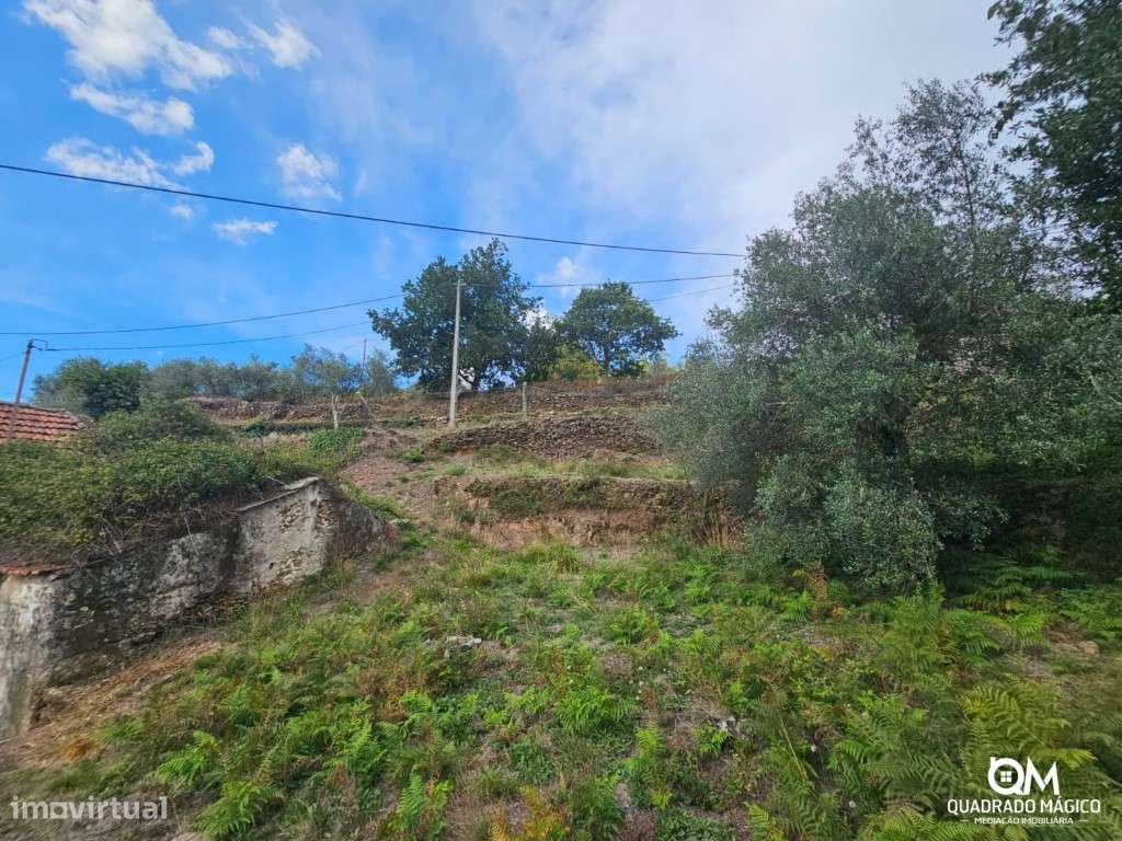 Uma casa por reinventar, 1.827 m² para sonhar, descubra este imóvel!-28