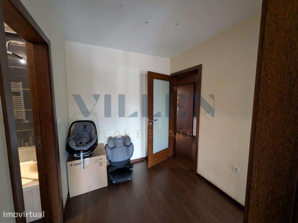 Apartamento T2 Semi-novo junto à Estação de São Romão do Coronado - Grande imagem: 4/26