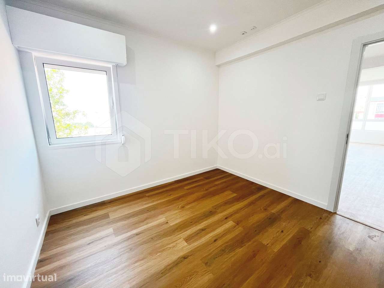 T1 Totalmente remodelado na Amadora – Pronto a habitar | Excelente loc-9
