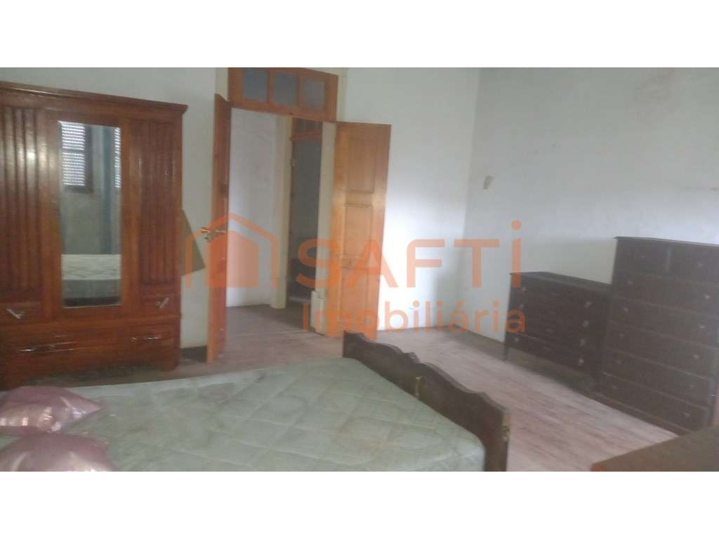 Casa antiga - Grande imagem: 4/18