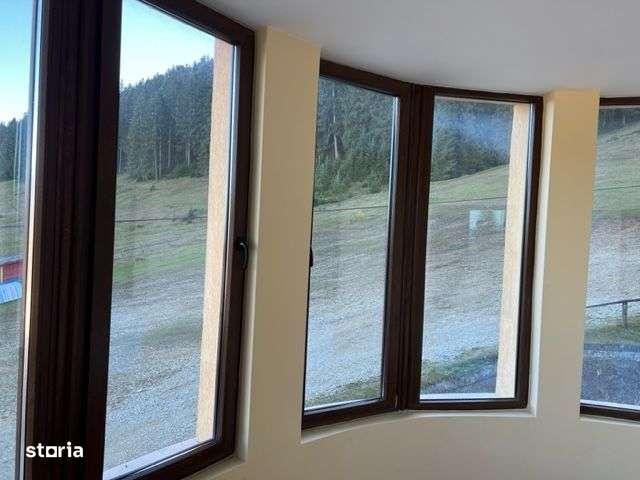 2 Pensiuni la pret de una! Campulung Moldovenesc - 2140 mp-16