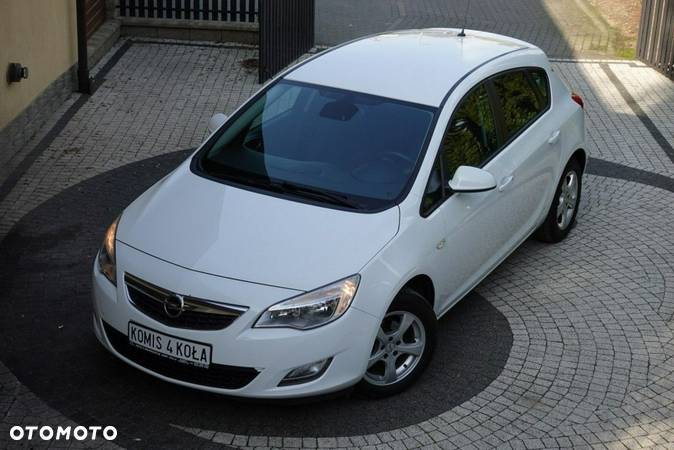Opel Astra - 18