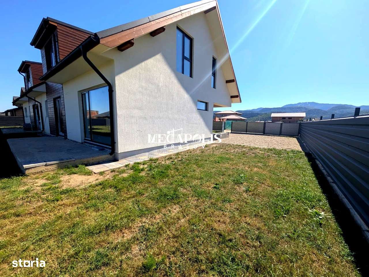 Duplex de vânzare în Cristian - Imagine principală: 4/11