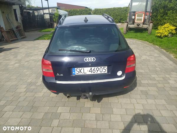 Audi A4 Avant 1.6 - 6