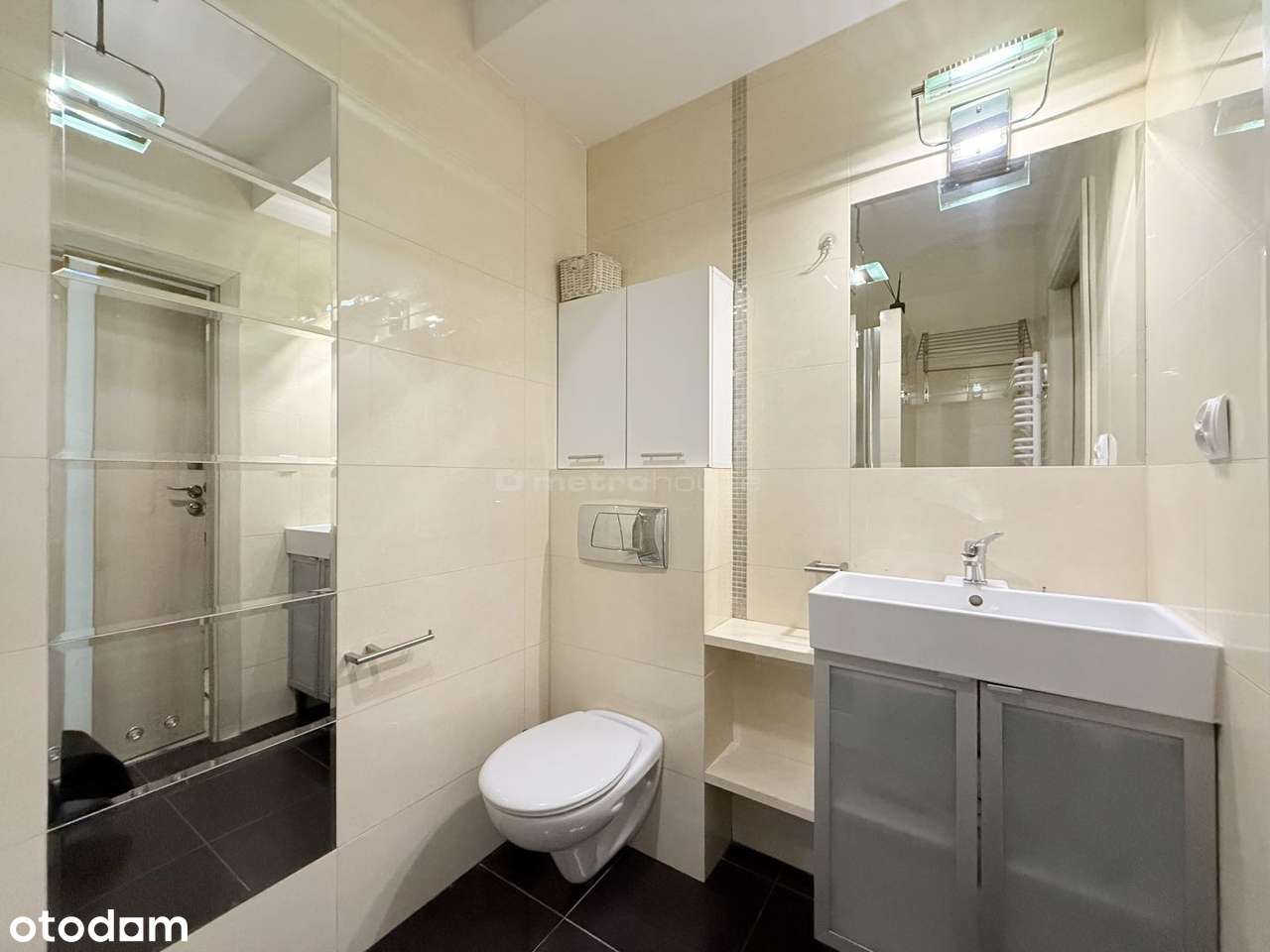 Parter 55m2 2 pok. z balkonem, 2 miejsca postojowe-11