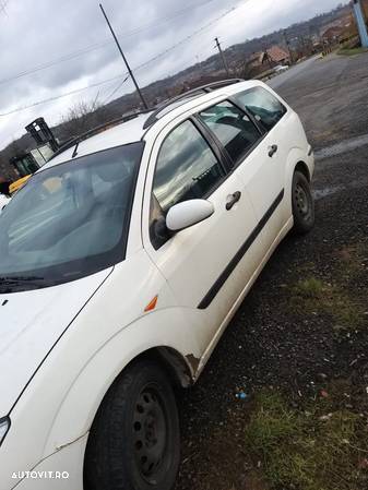 Dezmembram Ford Focus 1.8 Diesel din 2001, cod motor: BHDA, ALB - 2