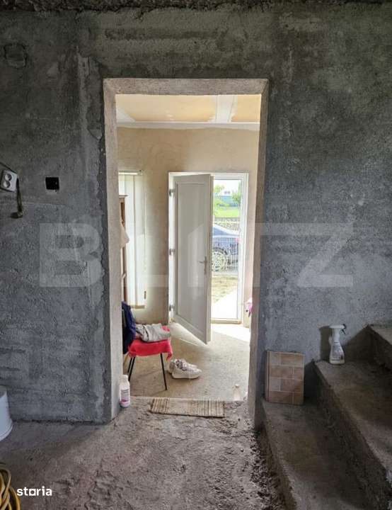 Casa de vanzare, 37 mp utili/nivel, teren 500 mp, zona Bercu Rosu - Imagine principală: 5/8