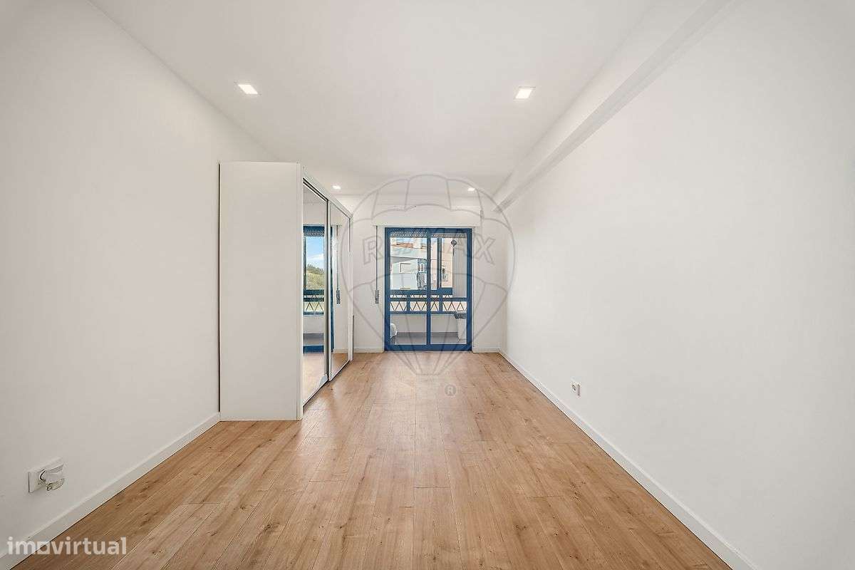 Apartamento T2 para venda - Grande imagem: 2/22