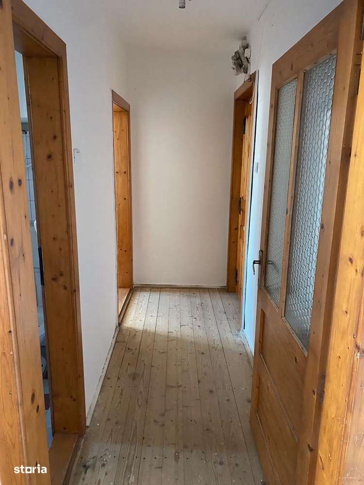 Vând apartament 2 camere Huedin | Strada Avram Iancu - Imagine principală: 3/6