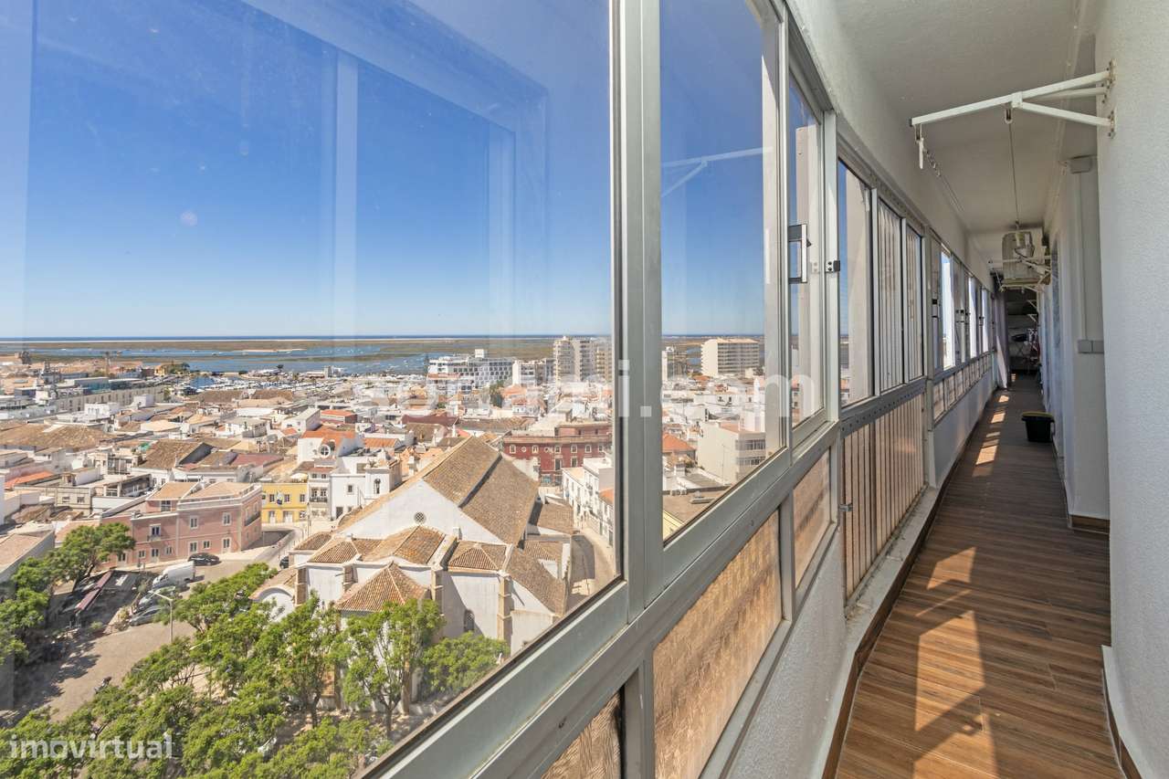 Apartamento T6 Venda em Faro (Sé e São Pedro),Faro - Grande imagem: 2/25