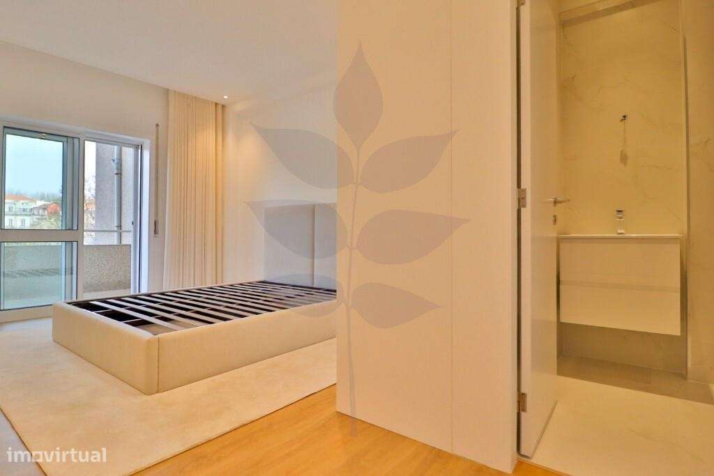 Venda apartamento T2 totalmente renovado em Maximinos - Grande imagem: 4/48