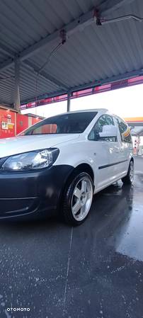 Volkswagen Caddy - 4