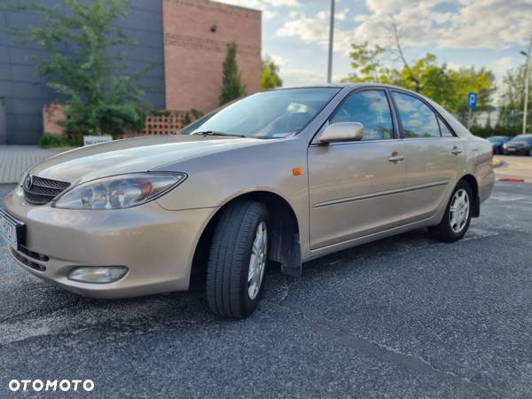 Toyota Camry 3.0 V6 - 3