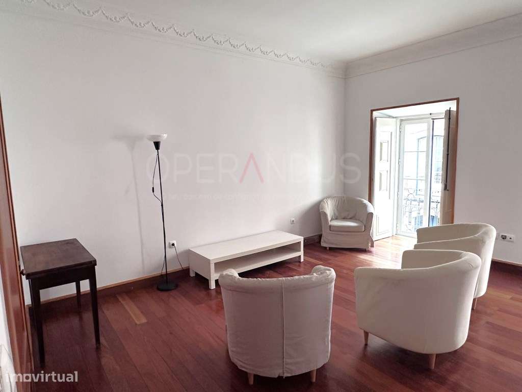 T4 Rua de São Bento - Grande imagem: 4/24